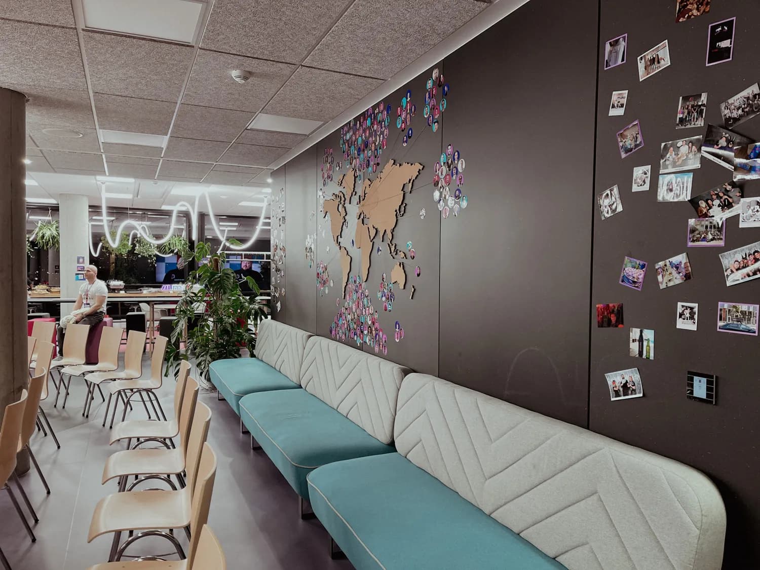 Make-Hauptquartier in Prag